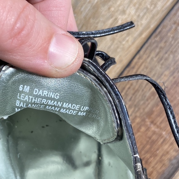 Carlos Santana Daring Platform Heels Size 6 - Picture 11 of 14